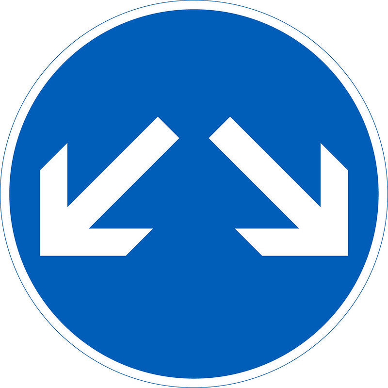 Liikenteenjakaja2 liikennemerkki