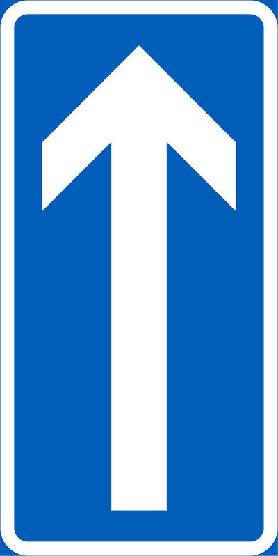 Yksisuuntainen tie liikennemerkki
